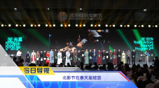 然而1月14日有消息称，李威卷入台北市“精舍杀人案”，被警方约谈。